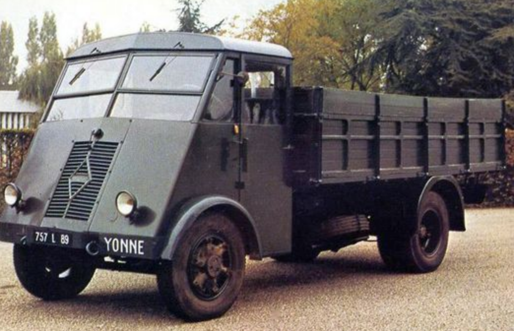 Renault AHN Truck Set, 1:350